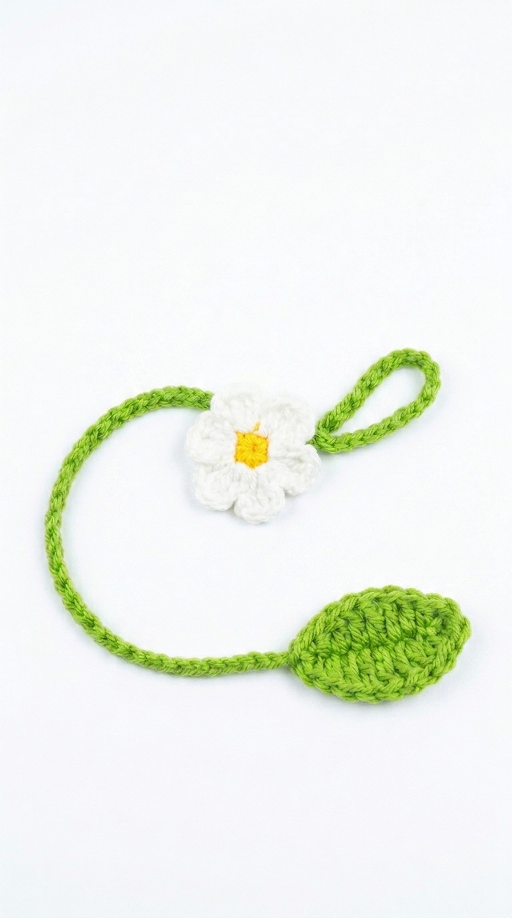 Crochet Daisy Bookmark Pattern
