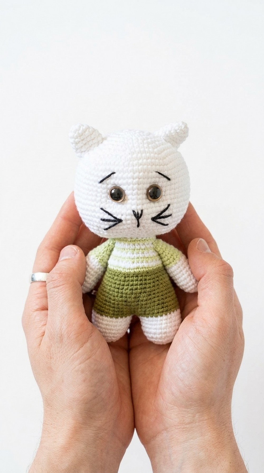 Crochet Kitty Amigurumi Pattern