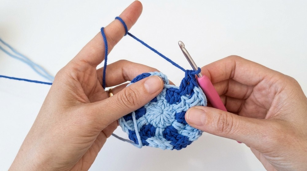 Crochet Checkered Bucket Hat Pattern