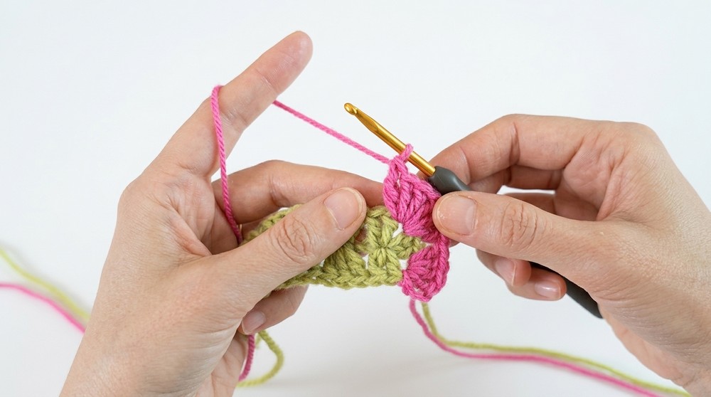 Crochet Granny Square Market Bag Pattern