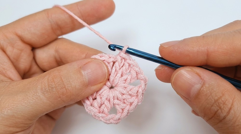 Crochet Granny Square Pattern