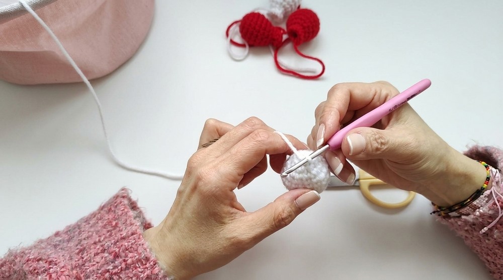 Crochet Elephant With Balloon Pattern