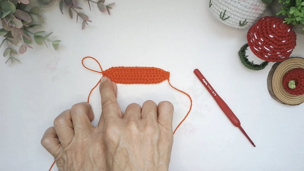 Crochet Pumpkin With Sunflower Pattern