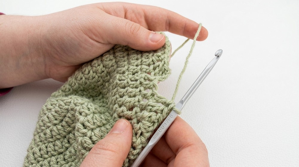 Crochet Summer Baby Hat Pattern