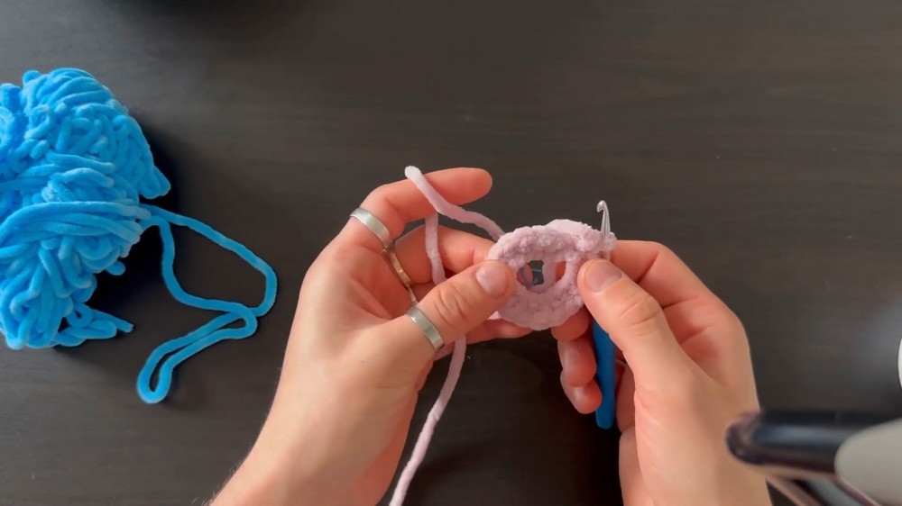 Crochet Donut Keychain Pattern