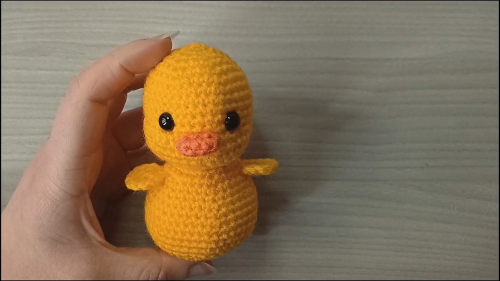 Crochet Baby Chick Amigurumi Pattern