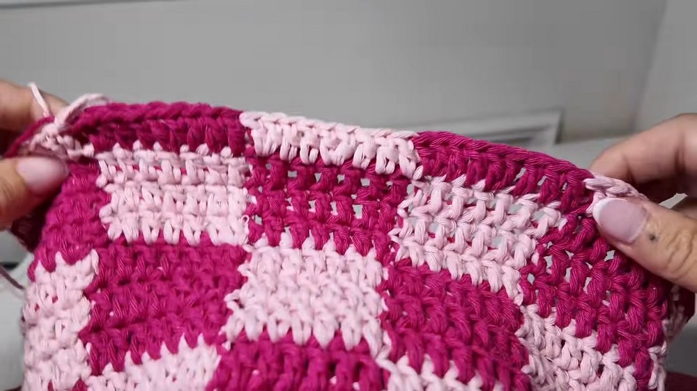 Crochet Checkered Bucket Hat Pattern