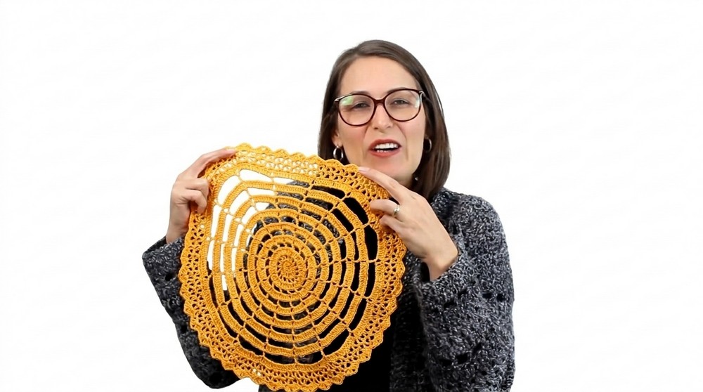 Crochet Doily Or Table Mat Pattern