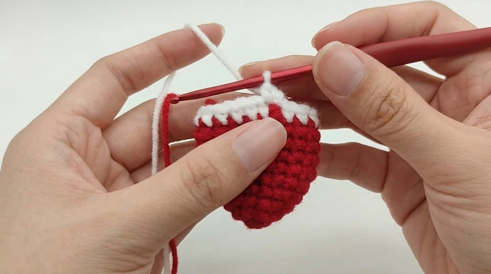 Crochet Christmas Hat Pattern