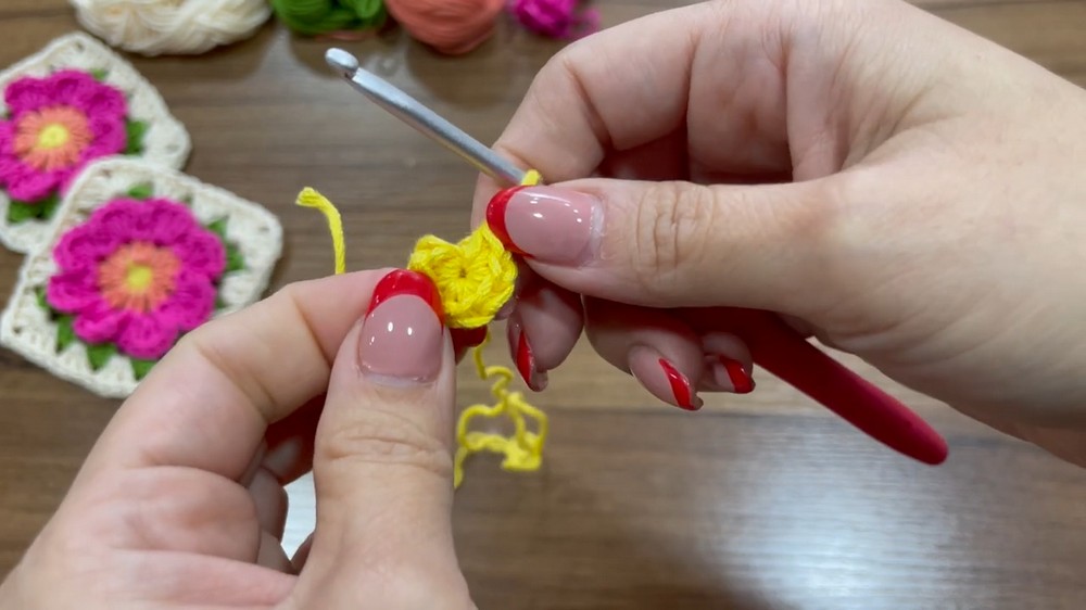 Crochet Granny Square Flower Pattern