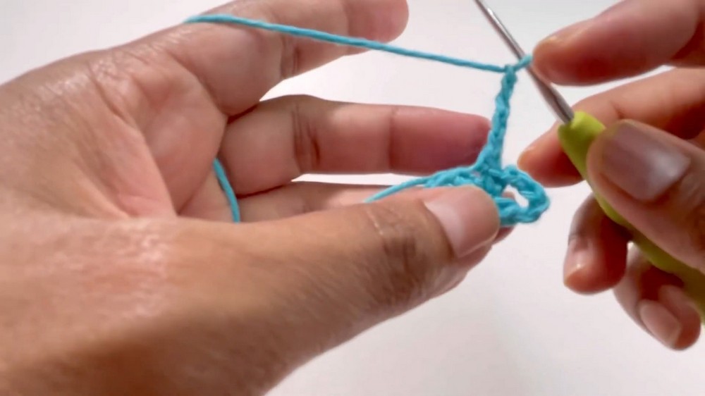Crochet 3d Flower Keychain Pattern 2