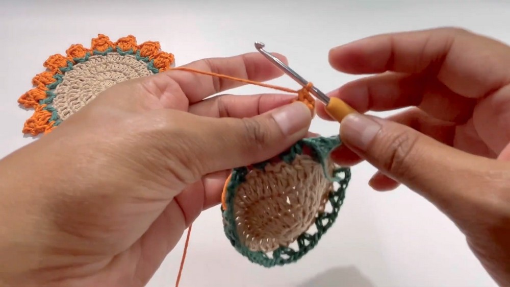 Crochet Beautiful Tea Coaster Pattern 5