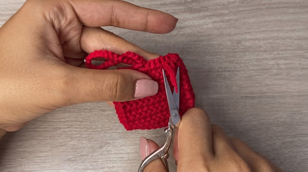 Crochet Christmas Ornaments Pattern 4