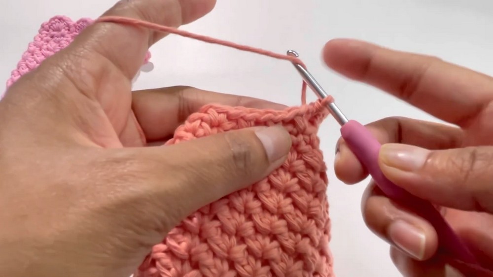 Crochet Drawstring Mini Pouch Pattern 4
