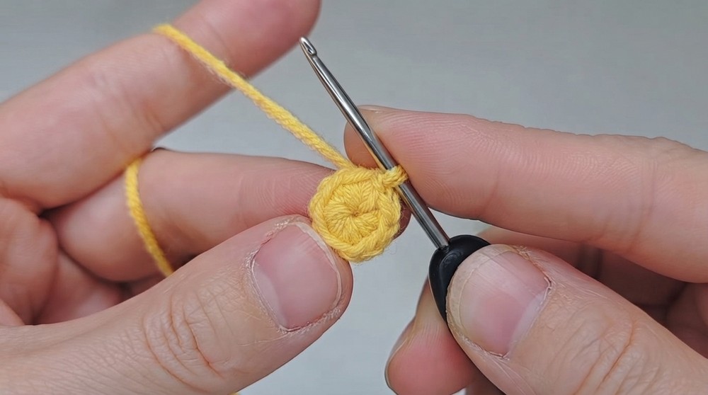 Crochet Little Sun Amigurumi Pattern 1