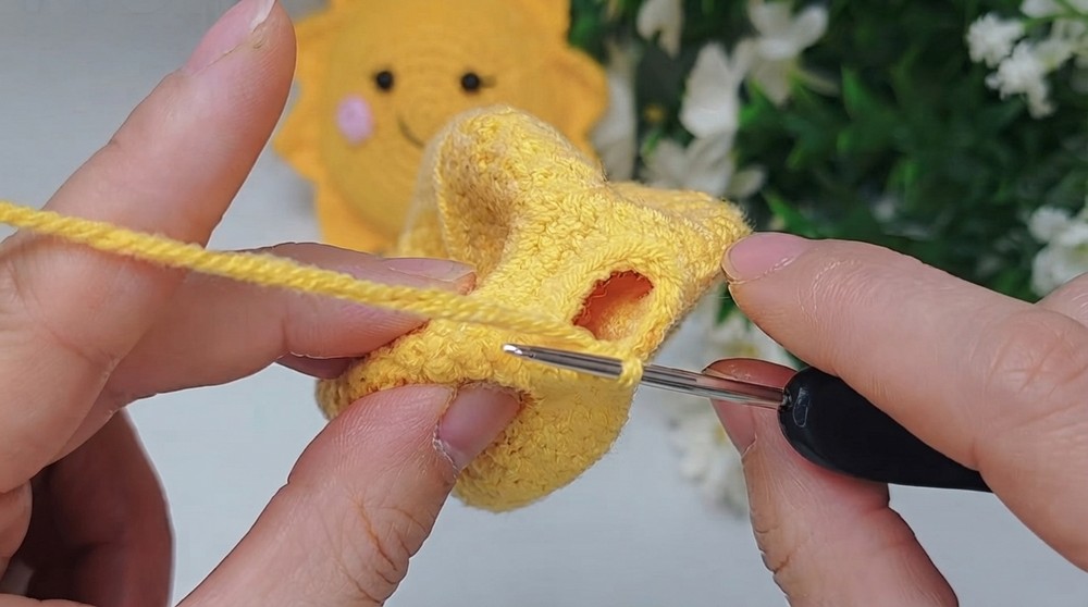 Crochet Little Sun Amigurumi Pattern 4