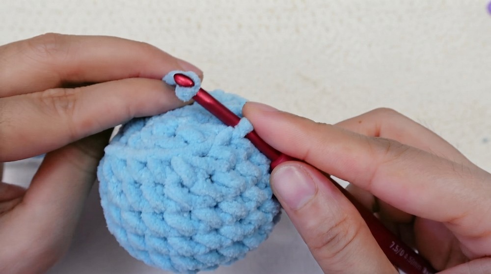 Crochet No-Sew Octopus Pattern 4