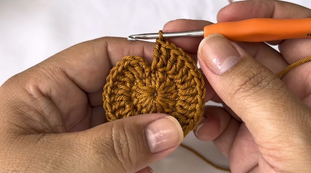 Crochet Pumpkin Cup Coaster Pattern 2