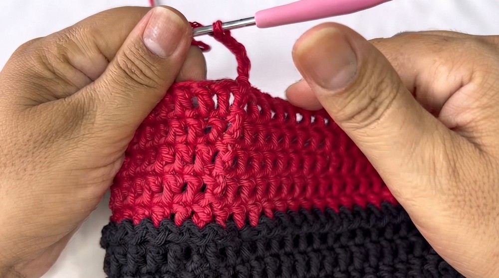 Crochet Santa Claus Bag Pattern 4