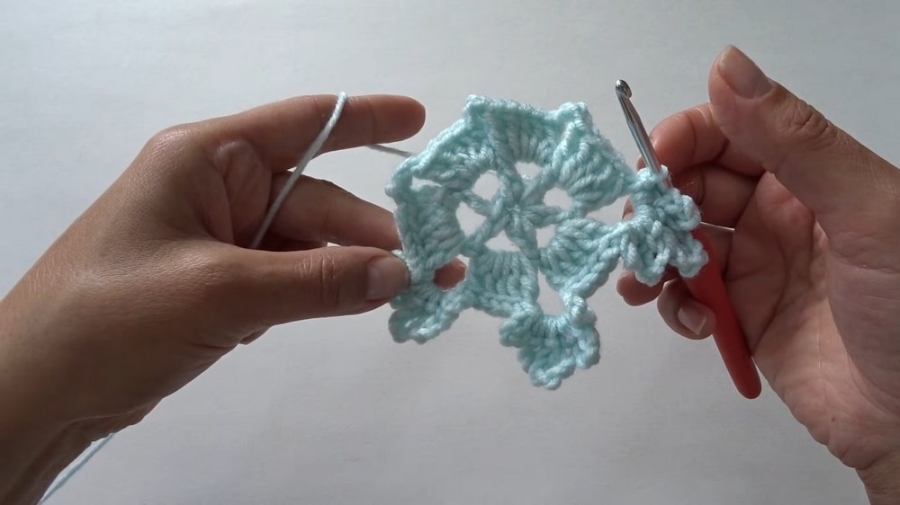 Crochet Snowflake Ornament Pattern 4