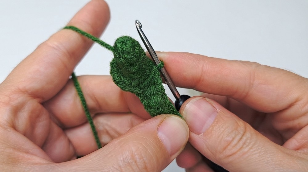 Crochet Strawberry Amigurumi Pattern 5a