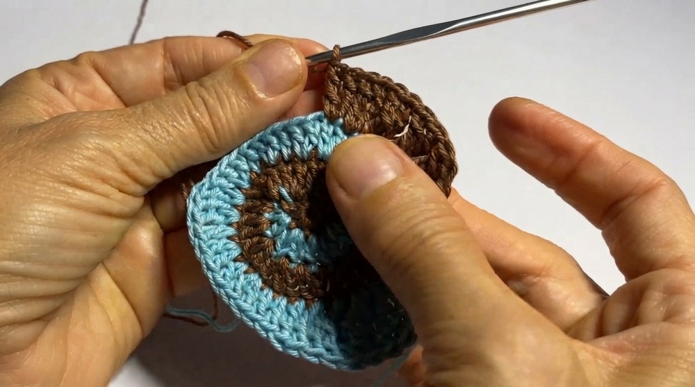 Crochet Swirly Heart Coaster Pattern 5