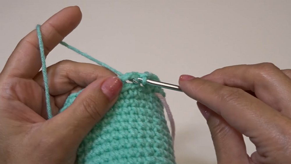 Crochet Water Bottle Holder Pattern 4