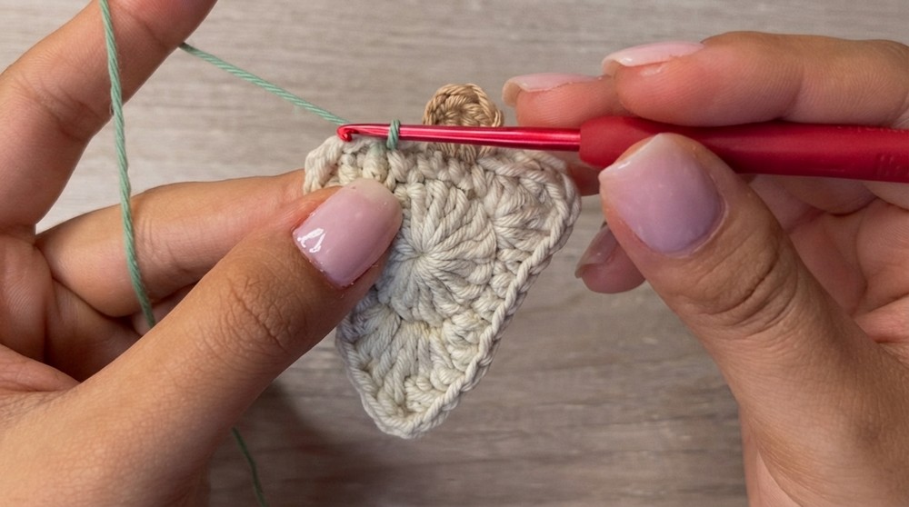 Cute Crochet Christmas Tree Pattern 4