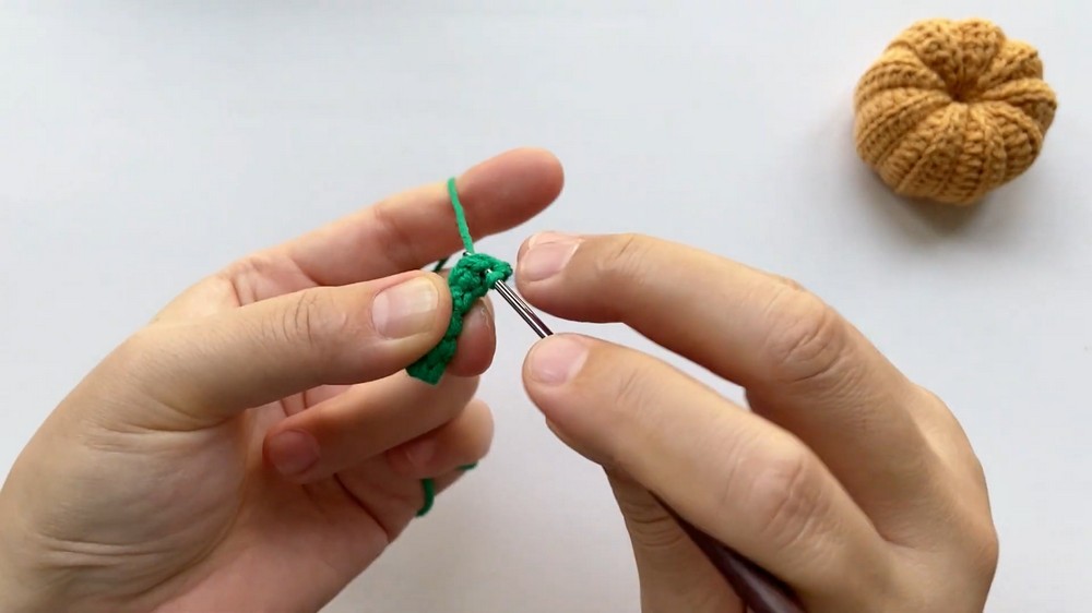 Cute Crochet Pumpkin Keychain Pattern 5