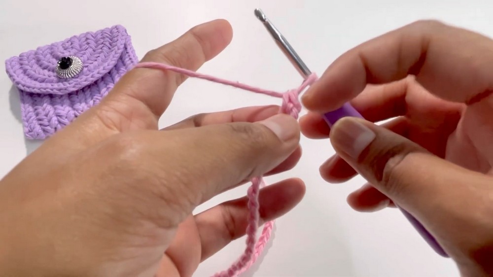 Easy Crochet Card Wallet Pattern 1