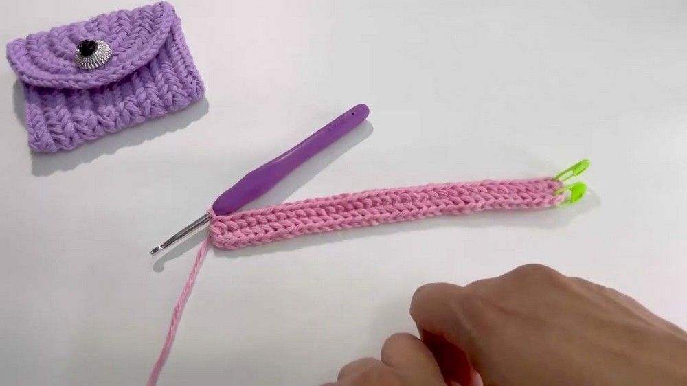 Easy Crochet Card Wallet Pattern 2