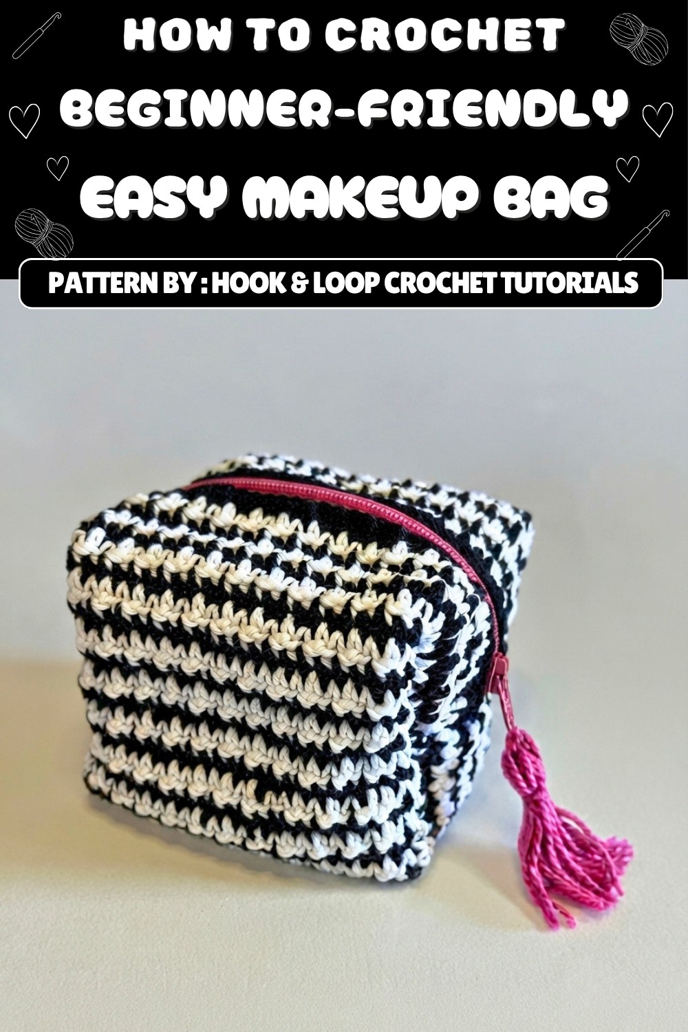 Easy Crochet Makeup Bag Pattern (1)