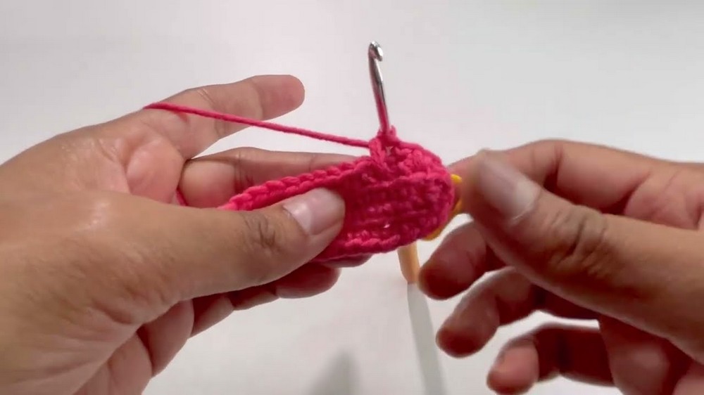 Easy Crochet Phone Cover Pattern 2