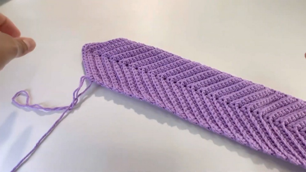 Easy Crochet Phone Cover Pattern 5