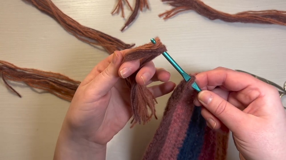 Beginner Crochet Scarf Pattern 5
