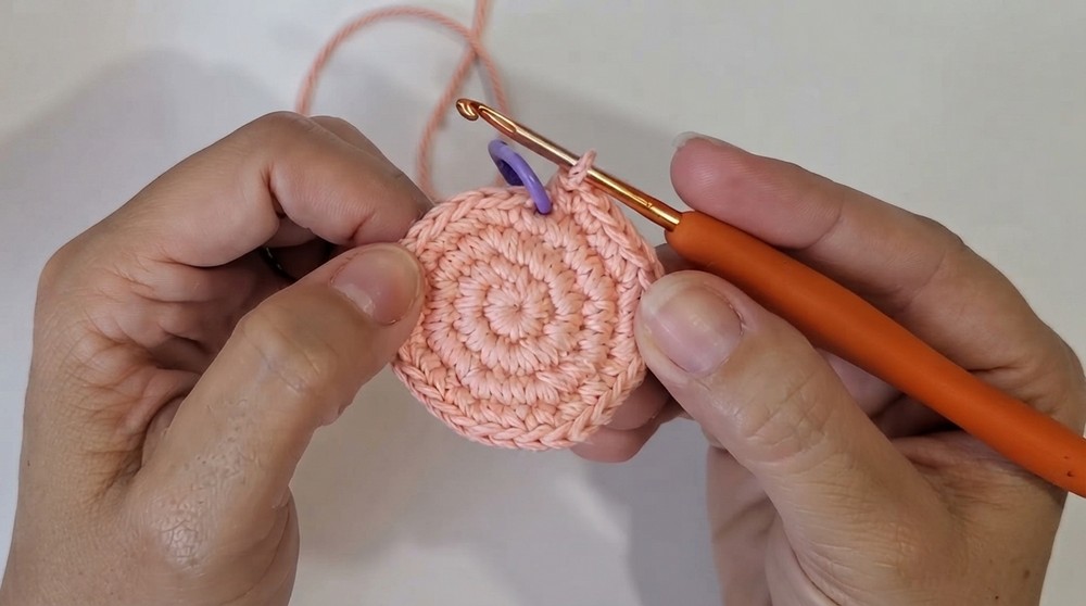 Crochet Amigurumi Pig Keychain Pattern 2