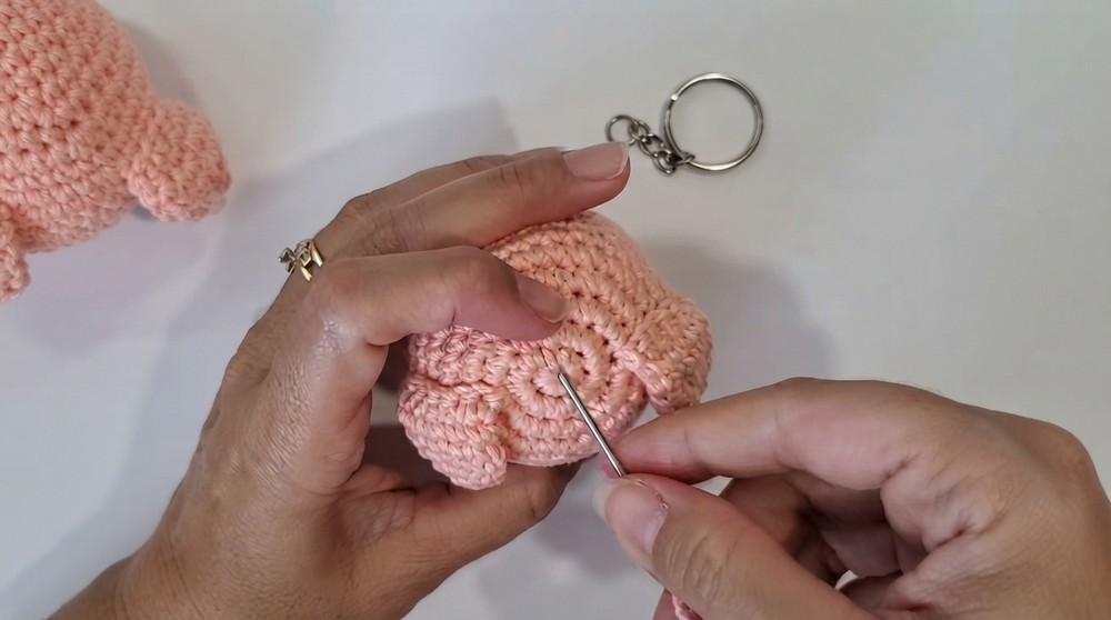 Crochet Amigurumi Pig Keychain Pattern 6