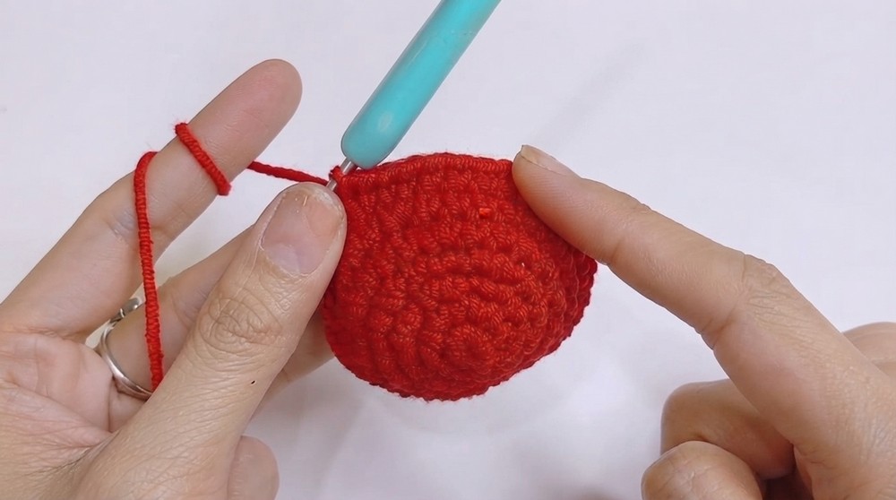 Crochet Apple Amigurumi Pattern 2