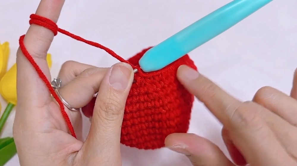 Crochet Apple Amigurumi Pattern 3