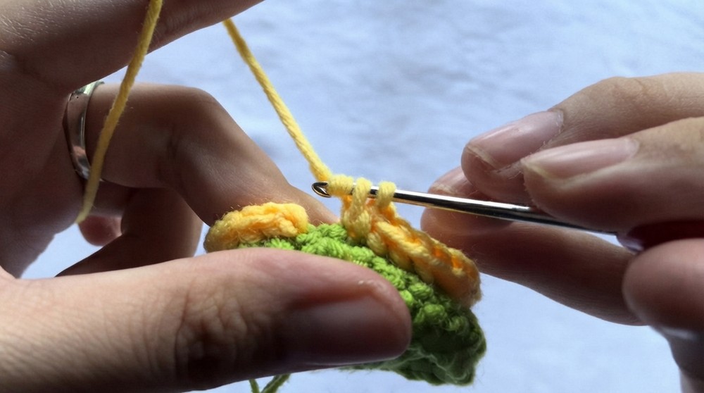 Crochet Baby Chick Keychain Pattern 3