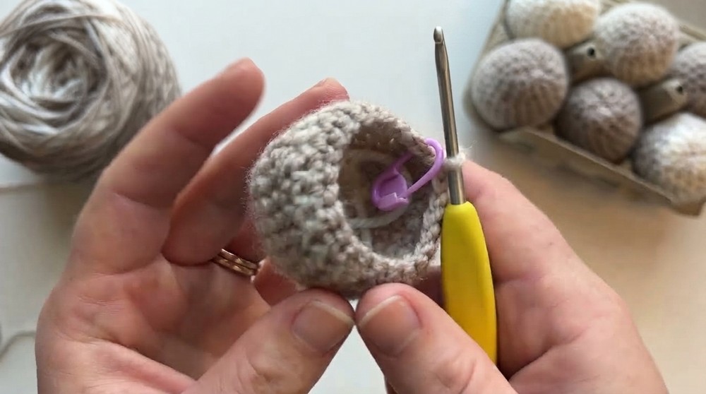 Crochet Egg Amigurumi Pattern 4