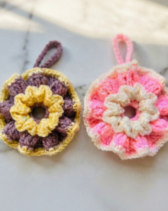 Crochet Flower Wreath Ornaments Pattern 6