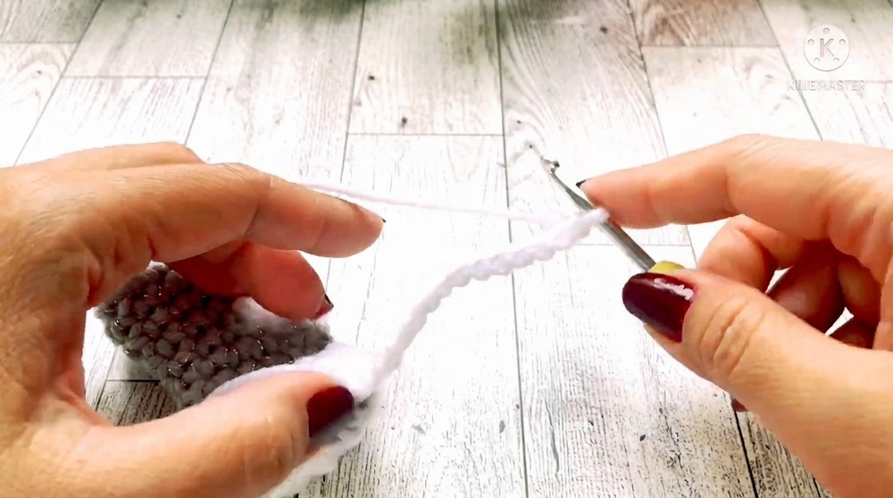 Crochet Mini Christmas Stocking Pattern 5