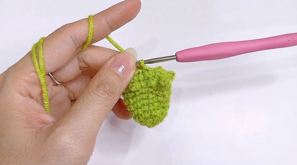 Crochet Mini Christmas Tree Pattern 3