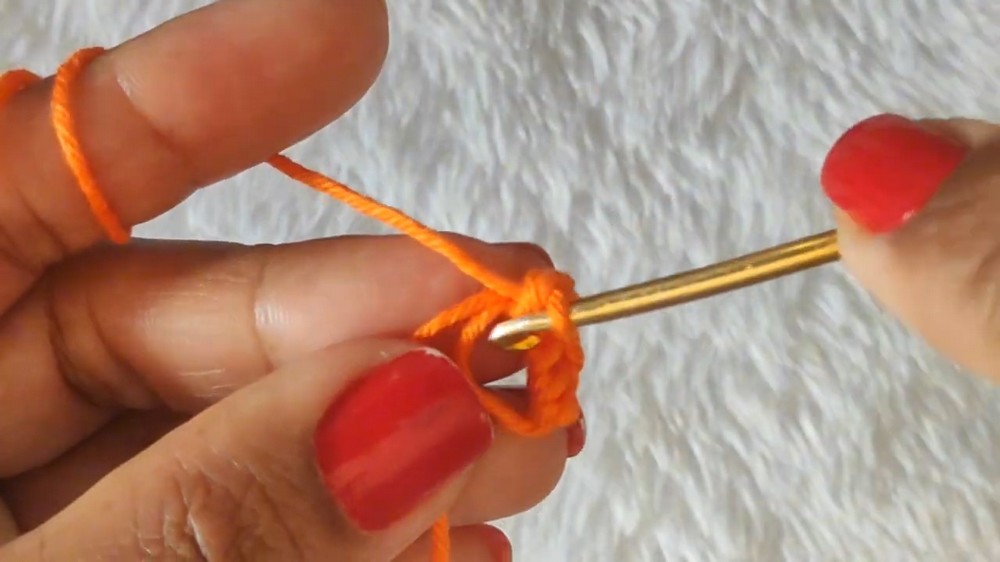 Crochet Orange Keychain Pattern 1