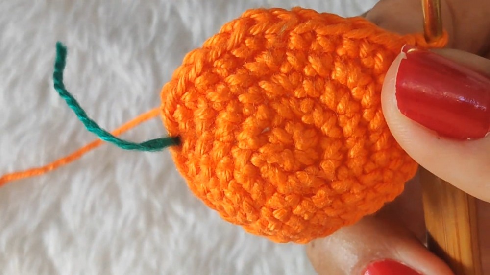 Crochet Orange Keychain Pattern 3