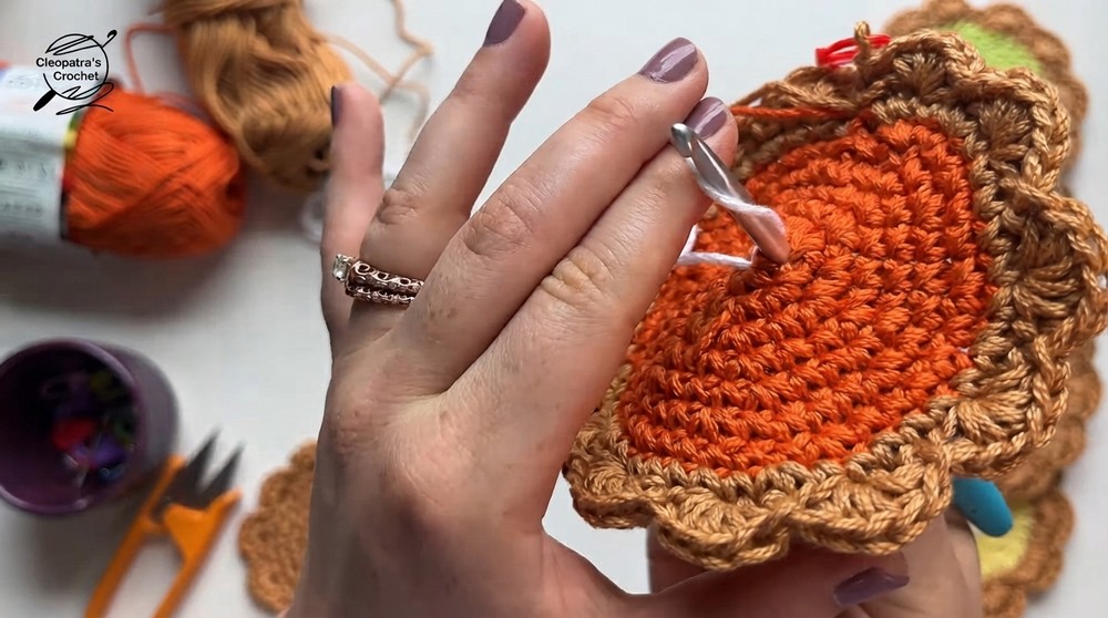Crochet Pumpkin Cream Pie Pattern 5
