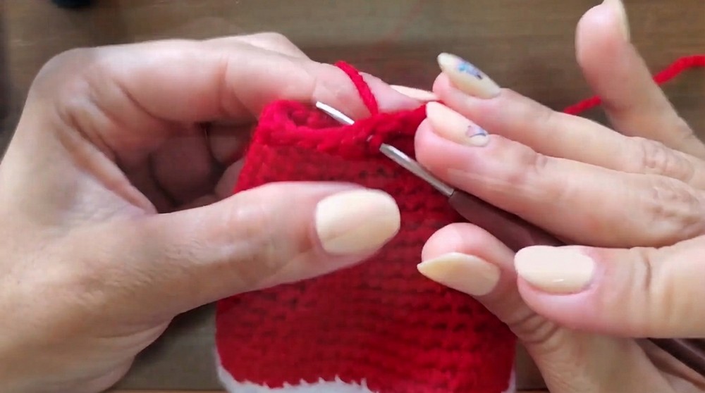 Crochet Santa Claus Amigurumi Pattern 5