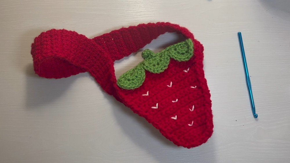 Crochet Strawberry Bag Pattern 5
