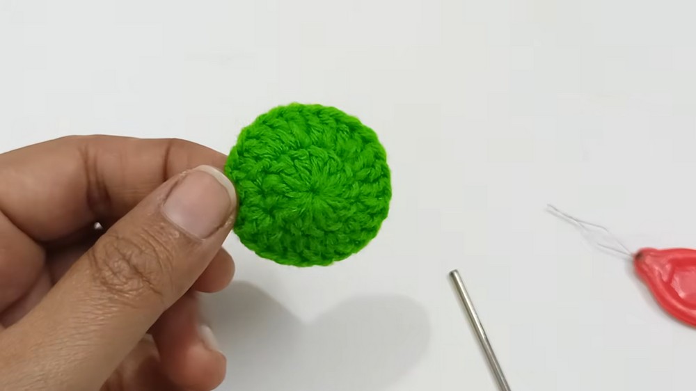Crochet Tennis Ball Keychain Pattern 2